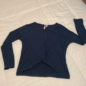 An Alya light sweater size large